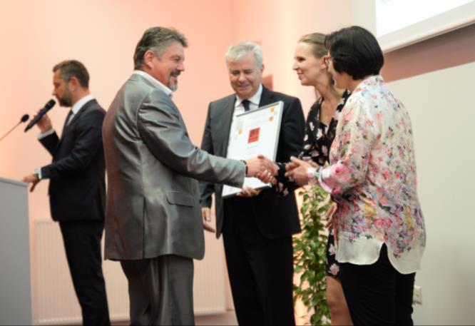 12 Součástí veletrhu jsou Poradenská centra Česká komora autorizovaných inženýrů a