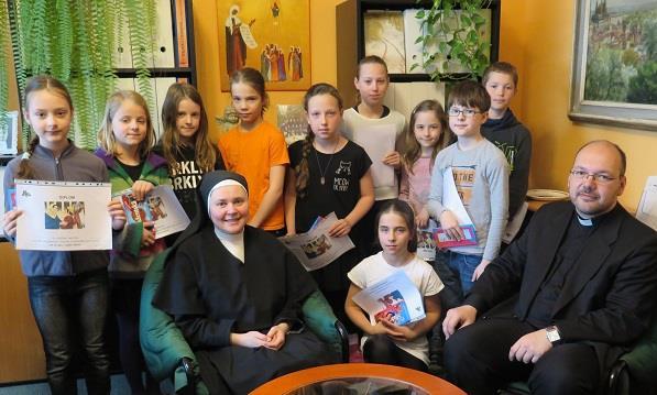 Ve čtvrtek 27. dubna proběhlo vyhlášení vítězů soutěže žáků školní výuky náboženství Arcidiecéze pražské. Tematickým zaměřením druhého ročníku soutěže byla škola a rodina.