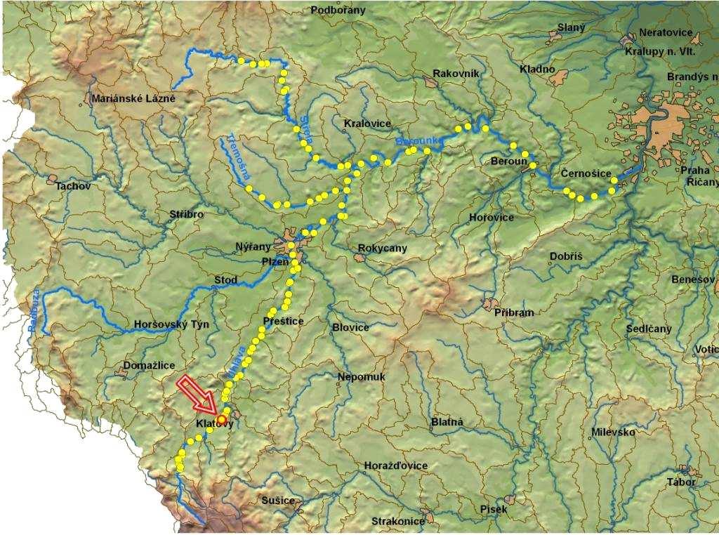 ZÁKLADNÍ PARAMETRY PŘÍČNÉ PŘEKÁŽKY VAZBA NA HYDROLOGICKÉ ČLENĚNÍ POVODÍ DRUH pevný SPÁD [m] 1,95 ČÍSLO HYDROL.POŘ. 110030340 ÚSEK HR. ČLENĚNÍ VODNÍHO TOKU 1324700 TVAR přímý STŘ.