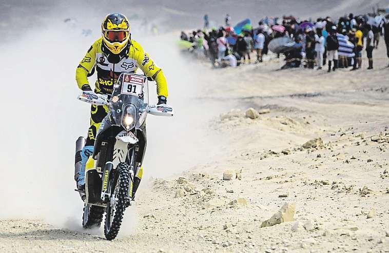 Příbramsko 9. února 2018 23 BrabceprvníDakarnezaskočil Ikdyž se mu nevyhnuly pády, absolvoval Jan Brabec svůj první Dakar celkem vklidu. Nyní už plánuje, jak se na slavný závod za rok vrátí.