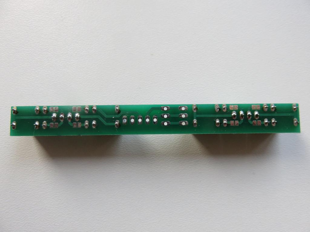 7) Změna PIN kódu: Příkazová SMS: **pinyyyy*uu*pc*nnnn* NNNN nový kód Změní tovární PIN kód na jiný. příklad: **pin0000*01*pc*1234 Nový PIN tedy bude 1234 POZOR!