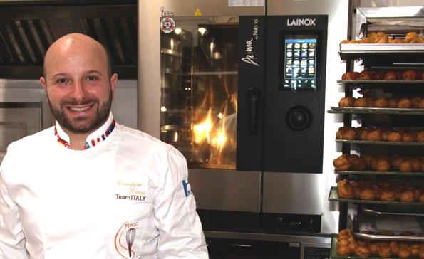 AROMA NABOO V CUKRÁŘSTVÍ Itálie, mistr cukrář Giuseppe Russi, majitel cukrárny Pasticceria Russi v Laterze. Svědectví toho, kdo si pro svou dílnu vybral Aroma Naboo.