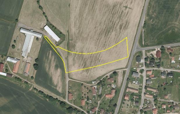 severozápadně od sídla Z důvodu rozšíření možností využití stávajícho zemědělského areálu je jeho jižní část vymezena jako plocha přestavby pro možnost nabídky např. agroturistiky.