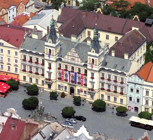 Kujebácké rotování ve Vysokém Mýtě je festival historické techniky zaměřený na spalovací a elektrické motory a jimi poháněné stroje. Připravilo ho zdejší muzeum na sobotu 7.