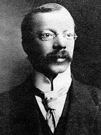 Zneužití skopolaminu 1910 zabil zubní lékař Harvey Crippen (1862-1910) svoji ženu Coru Crippenovou