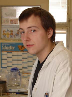SYNTÉZA A ZAKOTVENÍ POLO-SENDVIČOVÝCH KOMPLEXŮ TITANU NA MODIFIKOVANOU SILIKU Tomáš Hodík Mgr. Jiří Pinkas, Ph.D. Mgr. Martin Lamač, Ph.D. Hex-1-en je významnou průmyslovou surovinou pří výrobě kopolymerů; (např.