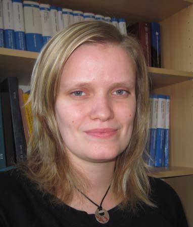 THE POST-SYNTHESIS TRANSFORMATION OF B-UTL INTO A LAMELLAR ZEOLITE WITH MODIFIABLE STRUCTURE Mgr. Pavla Chlubná Prof. Ing. Jiří Čejka, DrSc.