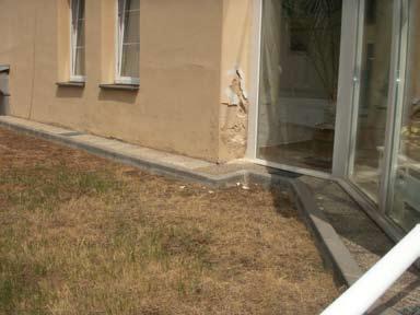 Jedná se o snížení vlhkosti zdiva v celé jeho výšce s tím, že bude odsouvána i voda ve zdivu nahromaděná.