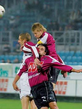 Foto: Petr Vitoň SPARTA PRAHA SK DYNAMO ČB 1:0 (0:0) Českobudějovický záložník zprava mířil na vzdálenější tyč, ale gólman Grigar jeho pokus stačil vyrazit na roh.