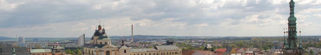 ODŮ VODNĚ NÍ ZMĚ NY Č. I.B ÚP OLOMOUC 2017 B) POHLED MP-11 (Z VĚŽE KOSTELA SV.