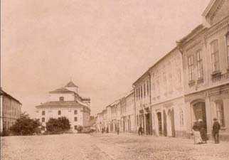 26 pouze seznamovací exploraci chodbou ze sklepa domu do st edu náměstí.