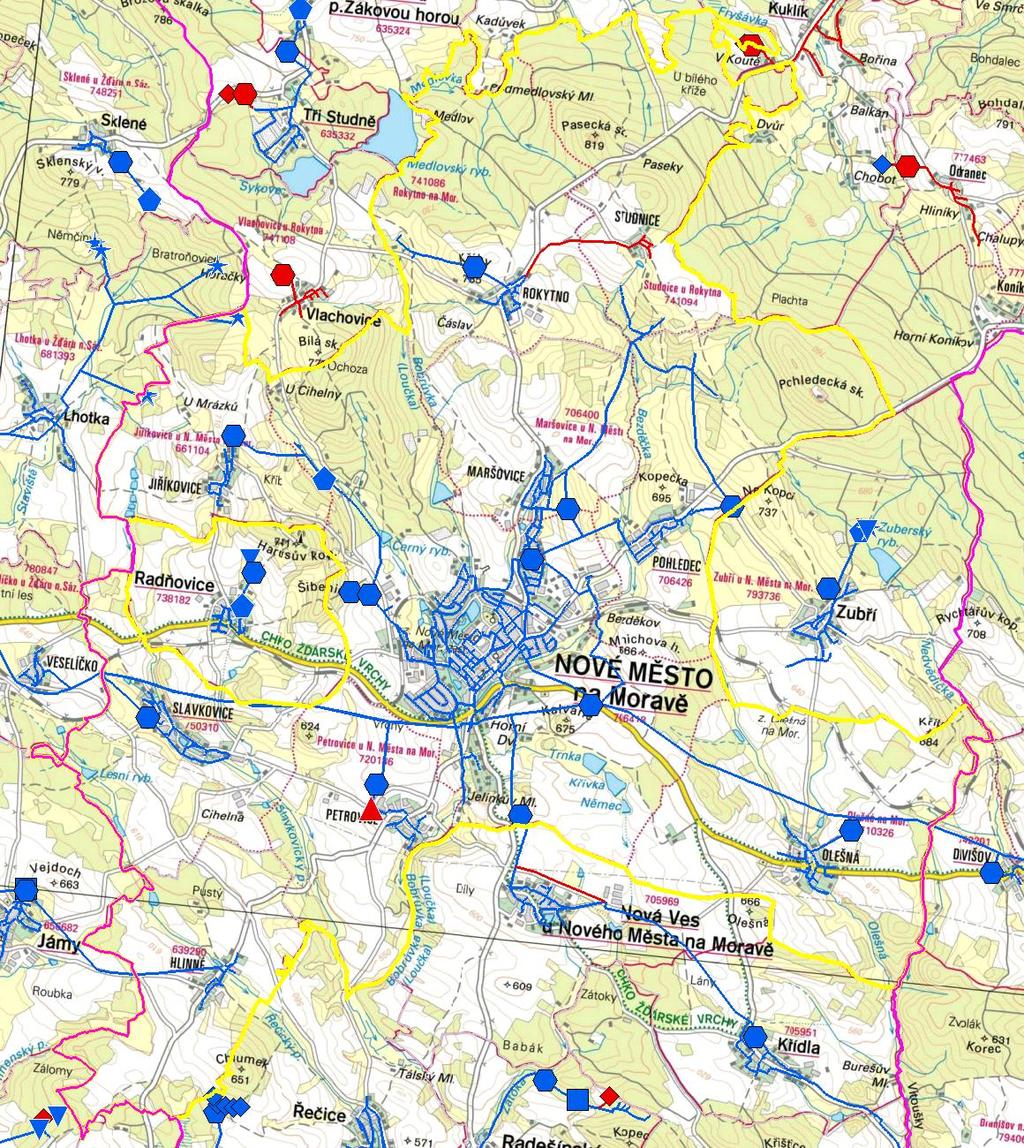 Nové Město na Moravě (karta obce: B_8_329) MAPA - VODOVODY Trasování sítí, lokalizace vodojemů, zdrojů, čerpacích stanic, ATS, ÚV Vodovodní řady Vodojem zemní