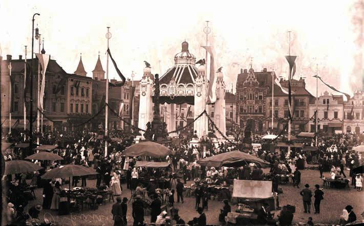 PREMIÉRA Viliam Klimáček (1958) SISSI (Útěky Alžběty Rakouské) Epopej z ci sar ske ho dvora Překlad Režie Dramaturgie Scéna Kostýmy Hudba Jazyková spolupráce Choreografie Pohybová spolupráce Katarína