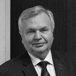 ZA OPONOU INSPEKTOR HLEDIŠTĚ DJM JAN ZAPALAČ V minulém čísle jsme se bavili s inspektorkou hlediště Divadla Antonína Dvořáka Michaelou Šárskou a předeslali jsme, že hned v tom dalším přineseme