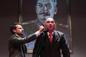 00 hodin v Divadle Jiřího Myrona režie Jan Mikulášek dramatizace Jan