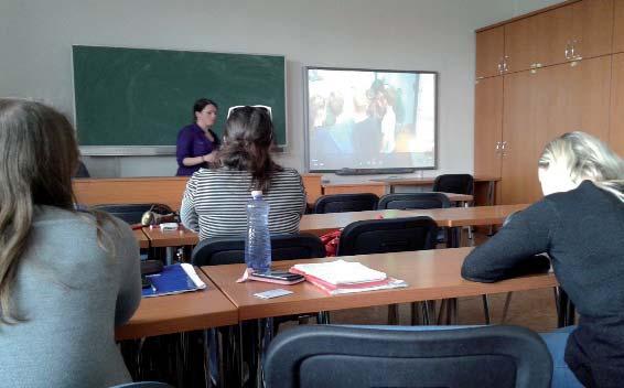 Stať H 133 Další technikou, kterou využíváme pro rozvoj refl ektivních dovedností, jsou supervizní skupinová setkání (Korthagen et al., 2011, s. 117).
