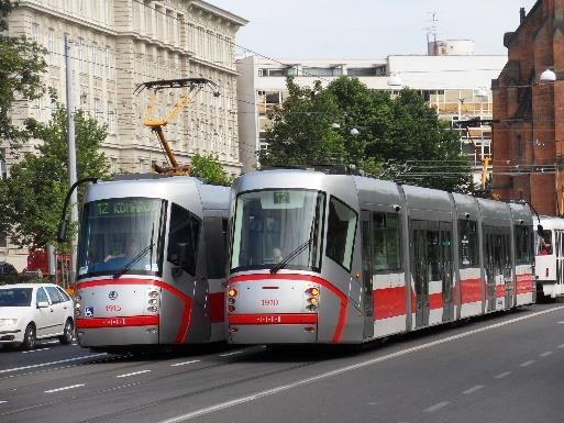4. Cestování MHD Frekvence využívání MHD A jak často jezdíte městskou hromadnou dopravou? (q24) Kategorizace odpovědí Frekvence využívání městské hromadné dopravy je mezi respondenty vysoká.