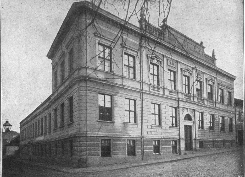 Budova odborné tkalcovské