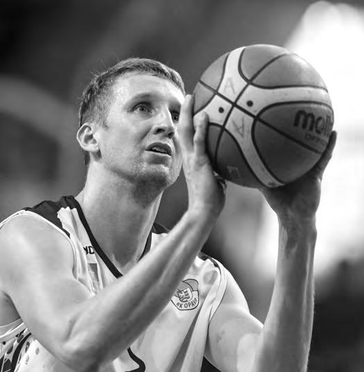 Basketbalový blog ryštofa Vlčka Dneska nás čeká p r v n í odvetný z á p a s ve skupině A1. V prvním vzájemném souboji v této nadstavbové skupině se radovali hráči Děčína.