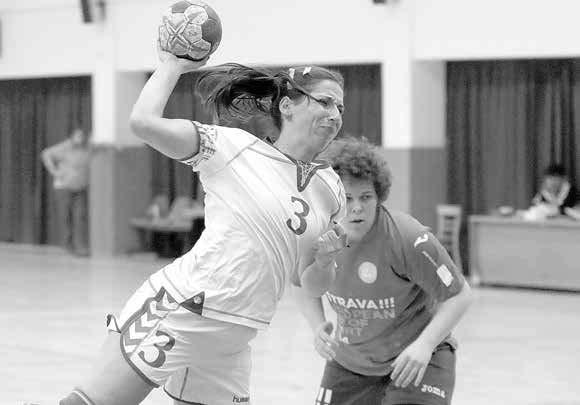 18 SPORT KALEIDOSKOP Hradišťští čtvrťáci zlatí na Hané Hokejoví čtvrťáci HC Uh. Hradiště vyhráli turnaj v Kroměříži.