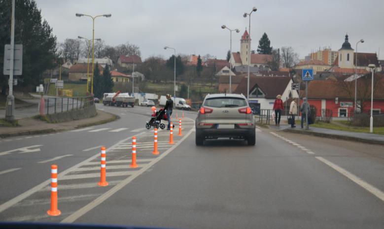 1,0 1,5 m, tak aby nemohlo dojít k tomu, že ve vymezeném prostoru dojde