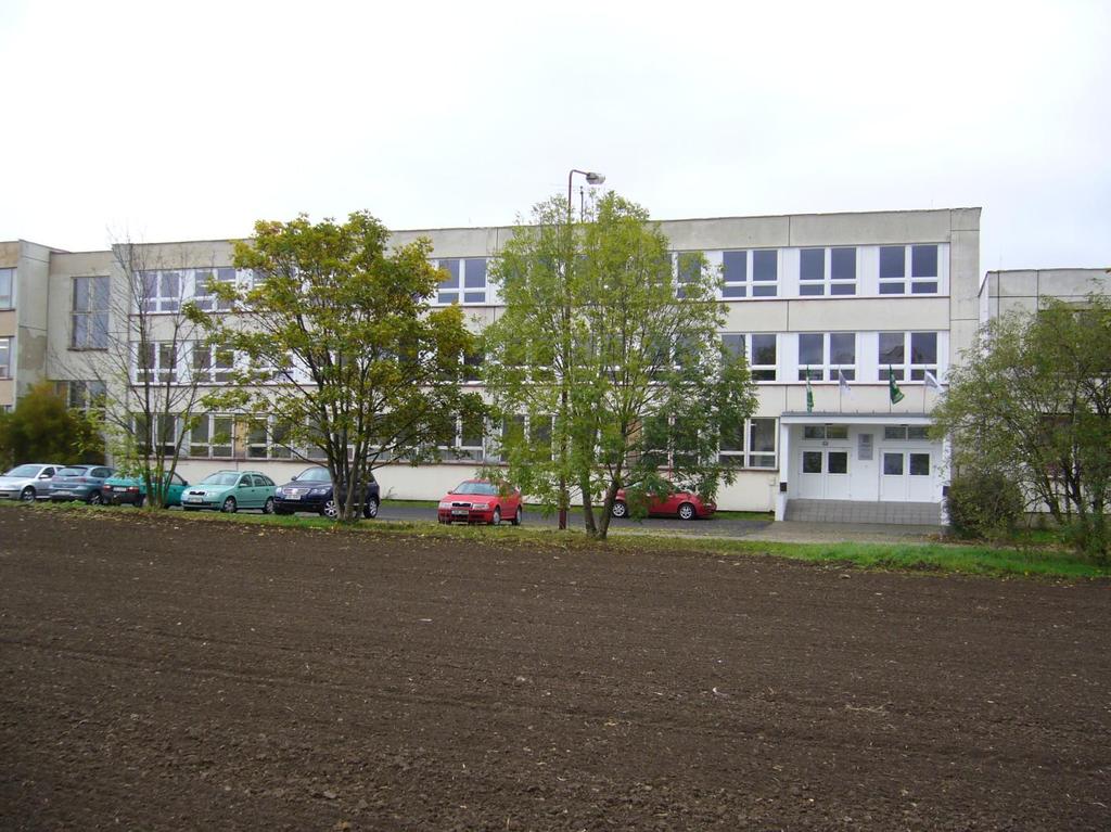 Budova školy v