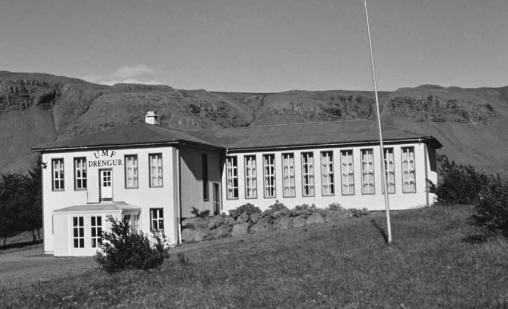 Íþróttirnar vakna 1943-1962 Þetta mál þótti svo mikilsvert að hver og einn fundarmaður var spurður um vilja sinn í málinu að viðhöfðu nafnakalli.