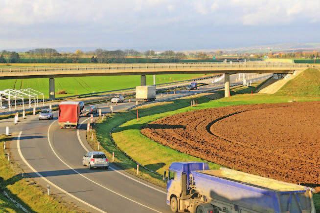 KONEKTIVITY, EVROPSKÁ ZELENÁ INFRASTRUKTUR : ÚKOL 1 Které z následujících obrázků