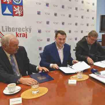Přehled významných událostí roku 2017 Přehled významných událostí roku 2017 Obhájení certi kátů stravovacího provozu Stravovací provoz českolipské nemocnice opakovaně obhájil certi kační hodnocení.