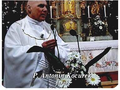 Kostel zaplnily kamery Starobìlskou mši sledovalo celé Èesko Dokonèení z titulní strany Faráø Antonín Kocurek vysvìtluje, že se jej dramaturg na vánoèní pøenos poprvé zeptal už nìkdy koncem léta.