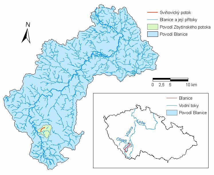 oglejení Podloží povodí (2 km 2 ) je tvořeno