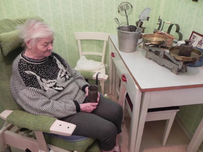 Stále bylo ale třeba doplnit do naší místnosti pár věcí a pár věcí se muselo i doladit.