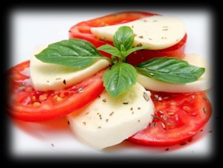 STUDENÉ PŘEDKRMY 1. TOMATEN MOZZARELLA- 5, 7 100 g 85,- Mozzarella s rajčaty, olivový olej, bazalka TEPLÉ PŘEDKRMY 7.