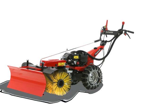 RAPTOR Hydro je vybaven hydrostatickou převodovkou s automatickou uzávěrkou diferenciálu, díky které lze plynule regulovat za jízdy rychlost vpřed i vzad.