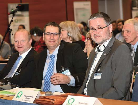kvalitu Thomas-Joachim Fritsch, ředitel pro trvalé zlepšování, Robert Bosh GmbH Milan Šlapák, prezident, General Electric CR & SK Ukázka automatizace Závěrečný kulatý stůl Začátkem prosince 2018 se