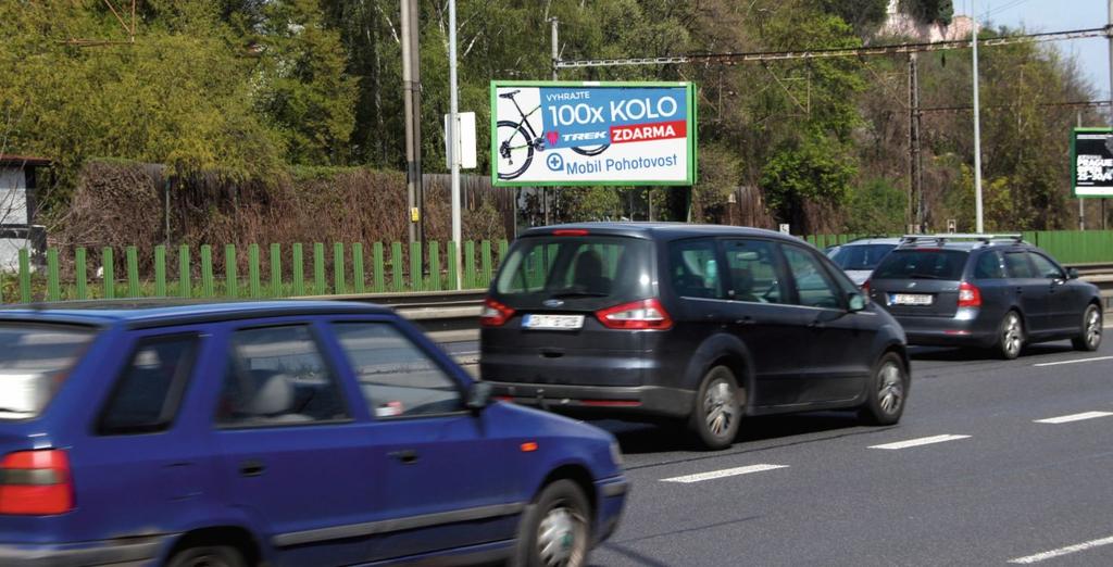 Billboard OUTDOOR Billboard je nejrozšířenější médium venkovní reklamy. Podle výzkumů denně sleduje billboardy 60 % městské populace.