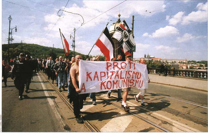 Několi kdalších obrázků pochází z roku 2001.