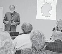 januar 2013 Chorhoj młodźiny z Rachlowa, Delan a Wysokeje Bukečanska cyrkej pyši so na swjedźenskich dnjach tež z młodźinskimi chorhojemi jednotliw ych wsow wosady.