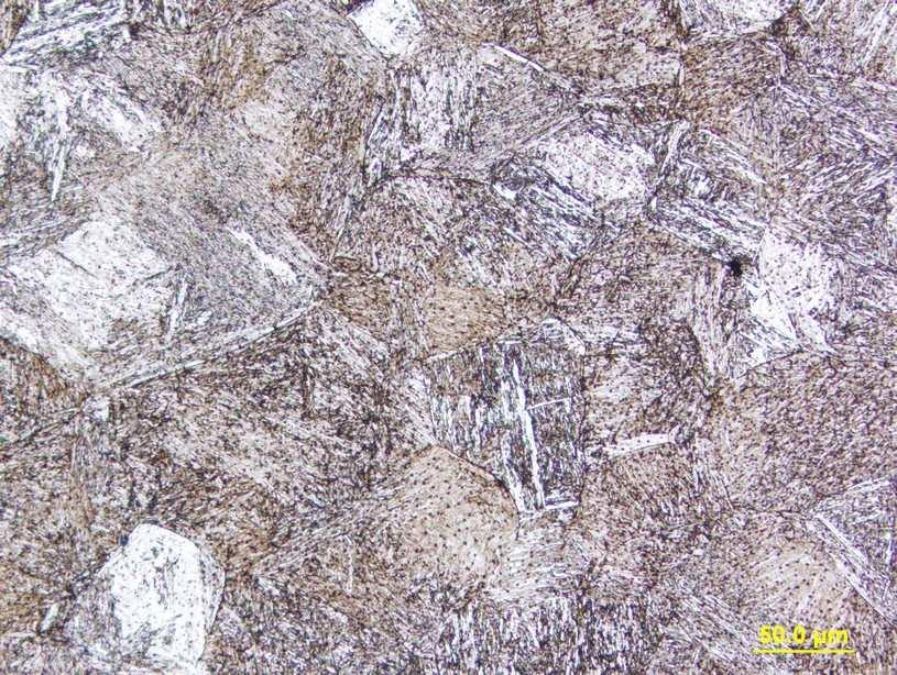 FSI VUT DIPLOMOVÁ PRÁCE List 62 že materiál byl zakalený a popuštěný. A také, že pro zlepšení jeho vlastností byly použity legující prvky. Popuštěný martenzit Disperze karbidů Obr. 5.