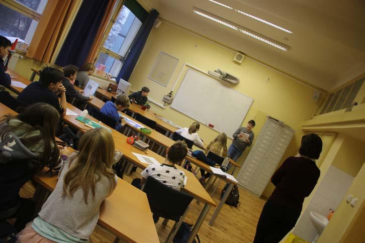 naše obec, region, kraj Primáni nás v předmětu Výchova k občanství seznámili s historií i současností míst, kde žijeme.