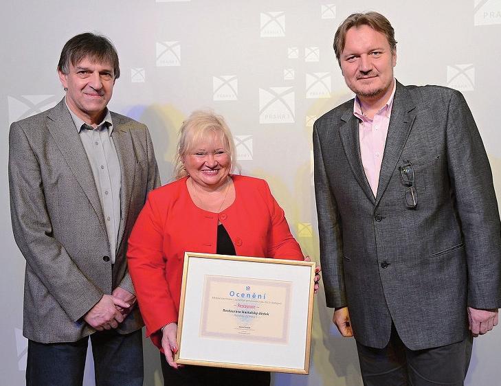Jsem velice rád, že se mi podařilo získat Vaši důvěru a díky Vašim připomínkám, kladným či záporným, vyřešit některé palčivé problémy. Bohužel je hodně věcí, které mě osobně mrzí a nemůžu je ovlivnit.