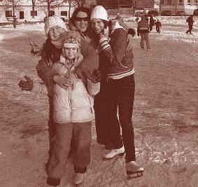 Jakub (18): Mamka dělá domácí práce, moje nevlastní mamka dělá takový ty na zahradě, ty manuální. Ji to baví. Michaela (27): Mám problém s dělením rolí na mužské a ženské.