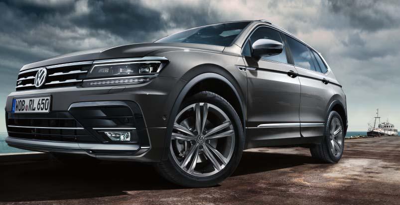SO 03 Sportovní vzhled, který projevuje sílu: Součástí sériové výbavy paketu R-Line Exterieur jsou 19" kola z lehké slitiny Sebring v pětipaprskovém designu v