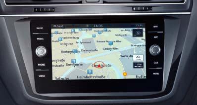 museli aktivovat funkci wifi hotspotu (tethering). SO 06 05 Navigační systém Discover Pro ¹) je sériově vybaven rozhraním Car-Net App-Connect.