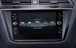 App-Connect v sobě spojuje tři inovativní technologie kromě Apple CarPlay ¹) a Android Auto ¹) od Google, také MirrorLink ¹) díky nimž se displej Vašeho chytrého mobilního telefonu paralelně