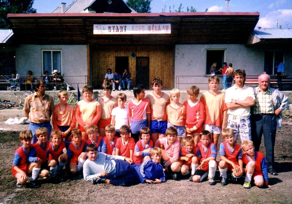 Soutěžní ročník 1991-1992 Mužstvo muži-okresní přebor II.třída Před zahájením sezóny je zrušeno B mužstvo mužů. A mužstvo po sestupu z I.