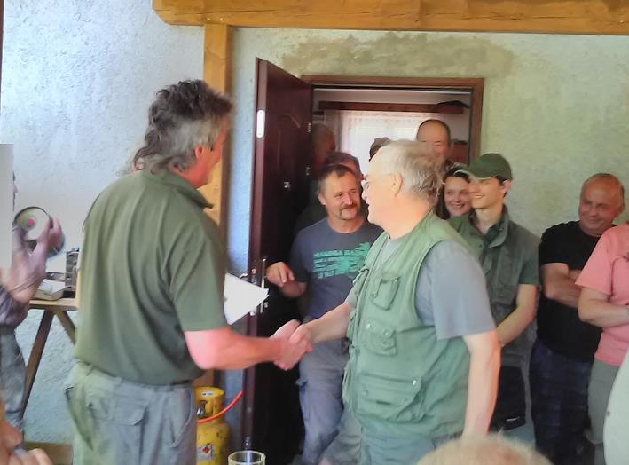 Aby závodníci nestrádali, fungovala i roznášková služba s občerstvením podél řeky. Nakonec proběhlo vyhlášení výsledků a předání věcných cen. Pořadí na stupních vítězů je následující: 1.