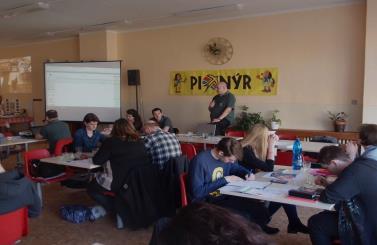 Orgány Plzeňské krajské organizace Nejvyšším orgánem krajské organizace je Krajská rada. V Plzeňském kraji má 91 mandátů zástupců jednotlivých pionýrských skupin. V sobotu 25. 3.