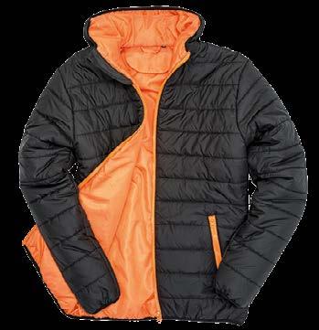 Nepromokavá a větruvzdorná prošívaná bunda s integrovanou kapucí a kapsami na zip je vhodná