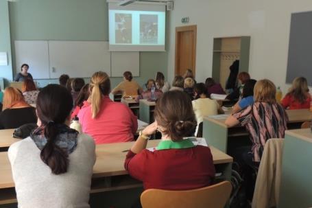 ČINNOST ODBORNÝCH SEKCÍ Sekce vzdělávání V kompetenci sekce vzdělávání je především organizace profesních vzdělávacích programů a